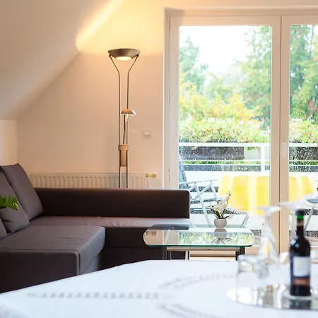 Zur Bever Hotel 3*